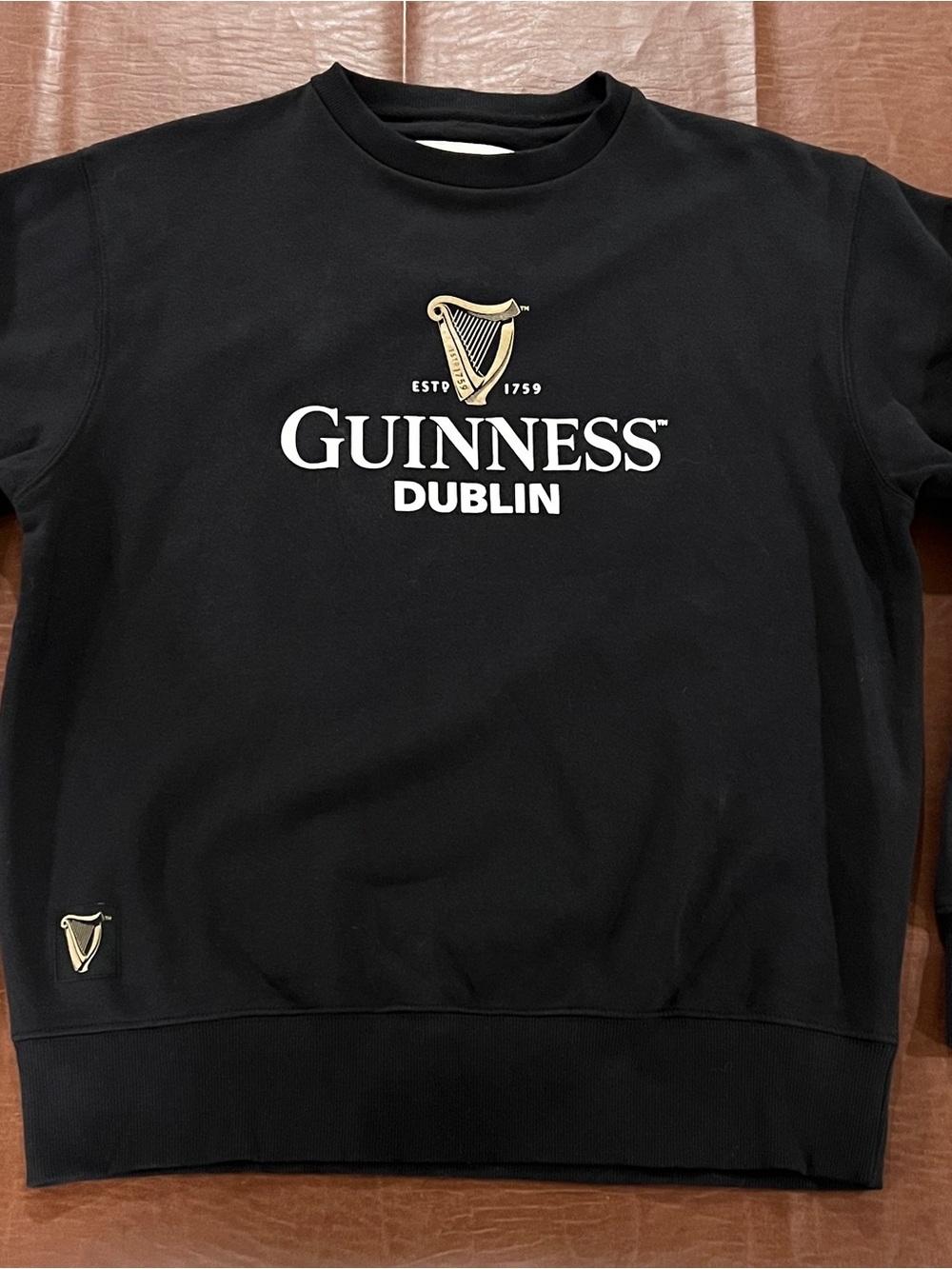 Guinness Beer Men’s Crewneck Sweatshirt - Size Medium